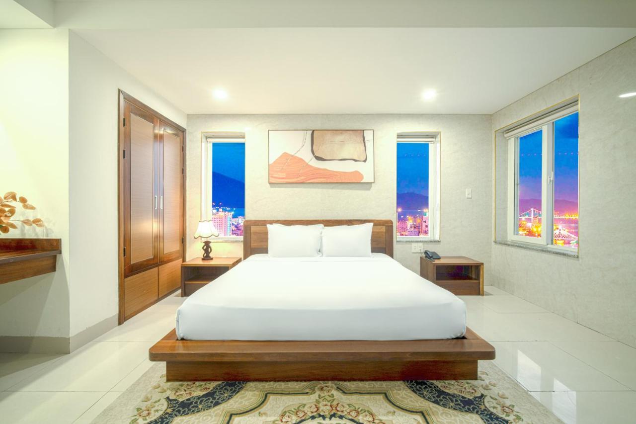 Emerald Boutique Hotel Danang Exterior photo